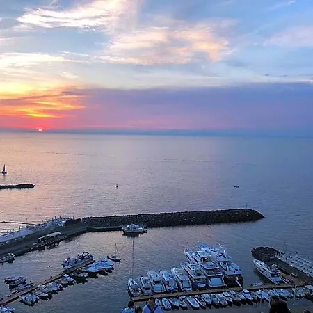 L'approdo Bed & Breakfast 3*